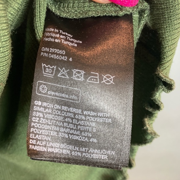 Divided | Ribbed Long Sleeve Crop Top S - Picture 8 of 8